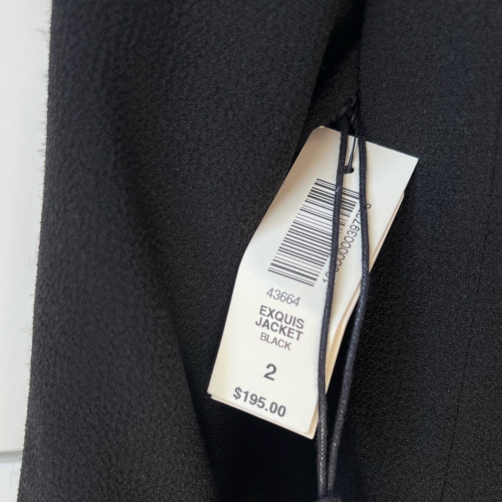 NWOT Aritzia Wildfred Black Exquis Crepe Blazer 2 - Picture 9 of 13